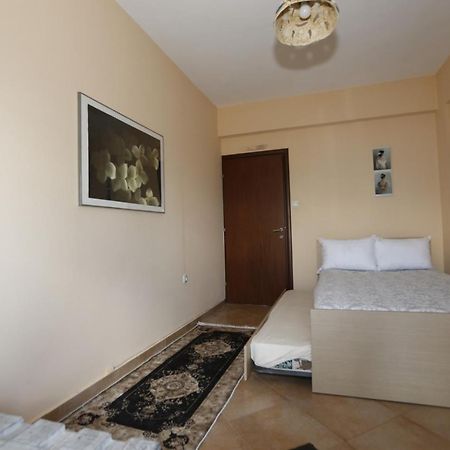 Sofia'S Pottery House Villa Волос Екстериор снимка