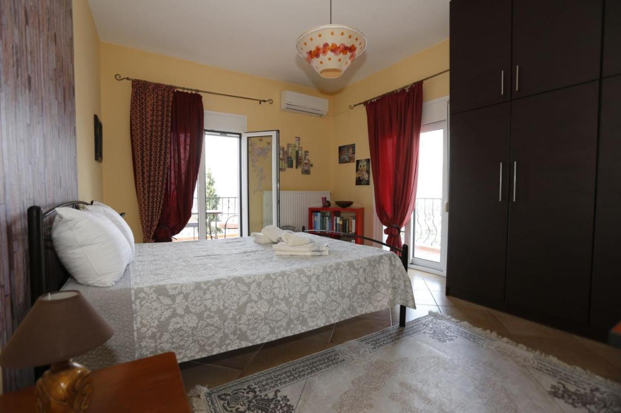 Sofia'S Pottery House Villa Волос Екстериор снимка